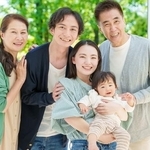 祖父母の子育て支援を受けていますか？※画像はイメージです（taka/stock.adobe.com/）