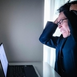 軽い気持ちでやった満足度No1表示でまさかの消費者庁問題に！　※画像はイメージです（NEOヤジ1970/photoAC）