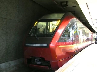 大阪難波駅から約7時間かけて近鉄名古屋駅に到着した