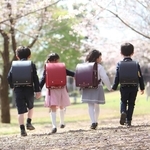 ランドセルをいくらで買いましたか？ 6割が「5万円～10万円」　物価高の中、選ぶ決め手は？