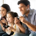 スーファミに熱中してたら…（Sura Nualpradid/stock.adobe.com）※画像はイメージ