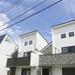 首都圏における「新築狭小戸建」は2020年から増加傾向　※画像はイメージです（oka/stock.adobe.com）