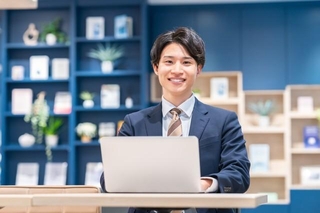 商談をしてみたいと思うメールの特徴は？　※画像はイメージです（pain au chocolat/stock.adobe.com）