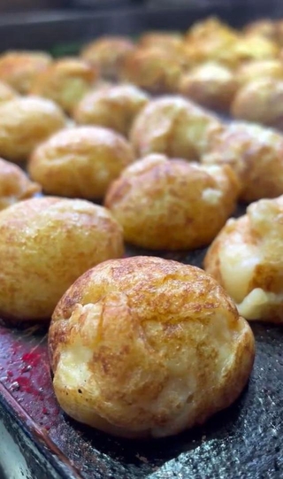 「たこ焼きは屋根の上です！！！！！」　（「たこ焼たこば takoyaki takoba」さん提供、Xよりキャプチャ撮影）