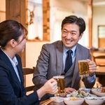 Z世代営業職の8割が飲み会やゴルフなどの「接待に前向き」　※画像はイメージです（buritora/stock.adobe.com）