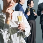 たくさん会えば、より良い相手を選べる？　※画像はイメージです（metamorworks/stock.adobe.com）