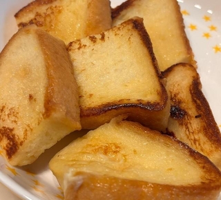 普通にフレンチトーストを作るはずが…（MTさん提供）※画像はトリミングしています