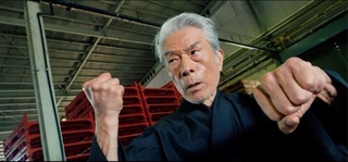 映画『夢物語 The Living Dragon』より