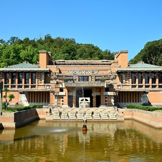 愛知県の博物館明治村に移築された旧帝国ホテルの玄関部分　※画像はイメージです（oliver0723/stock.adobe.com）