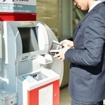 平均年収「432.8万円」でも4割以上が「少ない」　※画像はイメージです（one/stock.adobe.com）