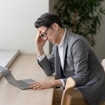 「新NISAは死後どうなるの？」非課税は本人が生きている間のみ　遺族がネット証券口座の存在に気づけないケースも