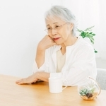 庭いじりや友達とのランチ　人生を謳歌していた母が「何もする気になれない」と暗い表情　その腕は明らかに細くなっていた【医師が解説】