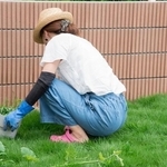 【夏の草刈り】4人に3人が「体調不良」を経験　それでも8割以上が「今年も自分でやる」現実