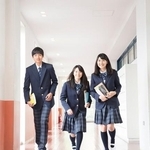 令和の高校生※画像はイメージです（Paylessimages/stock.adobe.com）