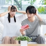 なんでNISA貧乏になっちゃったの？　※画像はイメージです（softglow/photoAC）