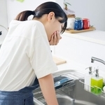 ラーメンの残り汁を「そのままキッチンの排水口に流す」人は約半数　※画像はイメージです（polkadot/stock.adobe.com）