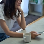 遊びの誘いも近況聞くのも全部自分から……たまには相手から連絡ほしい、に反応さまざま「同じ温度感でいてほしい」「誘い待ちの人っている」