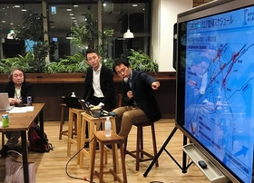 講演する（右から）秋田大介さん、吉永隆之さん＝神戸市中央区磯上通４