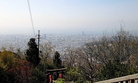 山頂にある神社からの眺望