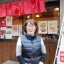 料理好きの土居悦子さん。おでんのおいしさでも定評がある