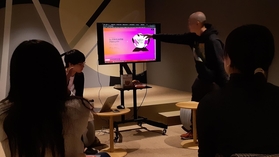 参加者がそれぞれノーコードツールで作成した自作のアプリやウェブサイトを披露した。