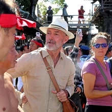 日本の伝統文化に触れようと外国人客の姿も目立った＝姫路市白浜町（撮影・辰巳直之）