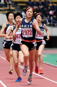 兵庫県高校総体の女子８００メートルを制した高橋ひな。トラック種目で世界に挑戦する＝５月３１日、ユニバー記念競技場