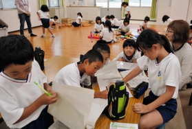 兵庫県内の学童保育で土曜や夏休み中の開所時間を前倒しする動きが広がっている＝姫路市北条