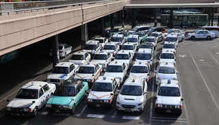 便利な移動手段になっているタクシー。生活保護受給者も事情によっては利用できる