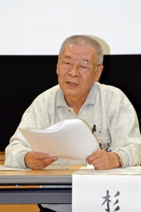 空襲体験などを語る杉村肇さん