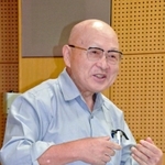 戦争体験者などの聞き取り活動などを続ける石田宇則さん
