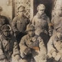 満州で初年兵教育を受けていたころの片山省さん（前列右）＝１９４４年
