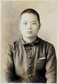 旧満州へ渡る直前の石坪馨さん（１９４４年１月ごろ撮影）