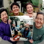 １９９５・１２・１４　地域を支えた大久保さん（左から２人目）ら４人の女性＝神戸市灘区友田町３