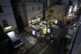 夢の跡。更地の多くが駐車場になった＝神戸市中央区中山手通１