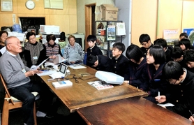 阪神・淡路大震災を語り継ぐ学習会＝神戸市長田区御蔵通５（まち・コミュニケーション提供）