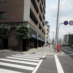 【神戸市東灘区森南町】建物が完成し、整然とした街並み＝２０１３年８月２６日（立命館大生撮影）