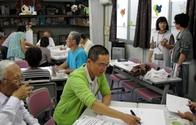昨年８月に開かれた「第１回命塾」の様子。若手育成も図る＝西明石南町１