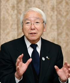 井戸敏三・兵庫県知事