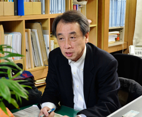 兵庫県震災復興研究センターの出口俊一さん