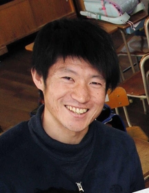 体験が紙芝居になった長谷川元気さん