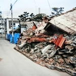 阪神・淡路大震災で全壊した和泉さんの自宅＝西宮市江上町（和泉さん提供）