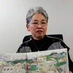 絵本「あしたもあそぼうね」に込めた思いを語る竹本温子さん＝芦屋市精道町