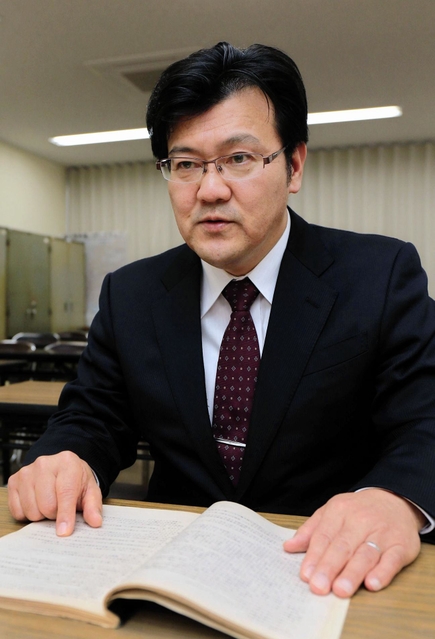 阪神・淡路大震災の「語り部」としてあの日の記憶を語り継ぐ、藤原克也警部＝葺合署