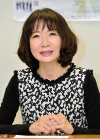 「神戸が大好きという一念で続けています」と話す平松愛理さん＝神戸市役所（撮影・後藤亮平）