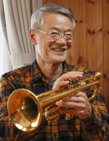 台風１９号で被災した時に支えてくれたボランティアへの感謝を語る松平晃さん＝川崎市内