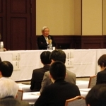 阪神・淡路大震災が社会や科学にもたらしたものを議論したフォーラム＝神戸市中央区下山手通４
