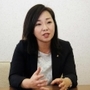 「協働の仕組みを学んだ避難所のボランティア活動は貴重な経験だった」と話す尼崎市長の稲村和美さん＝尼崎市東七松町１、尼崎市役所