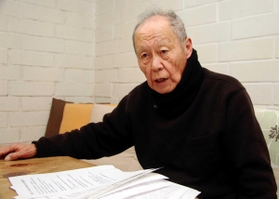 署名活動を展開した元コープこうべ専務理事の増田大成さん。「被災者や組合員の思いが署名にこもっていた」＝神戸市東灘区向洋町中５