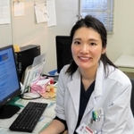 故郷を離れて勤務する大崎慶子さん。「今も母に会いたい。会って話がしたいです」＝２０２０年１１月、三重県伊賀市上野桑町、岡波総合病院